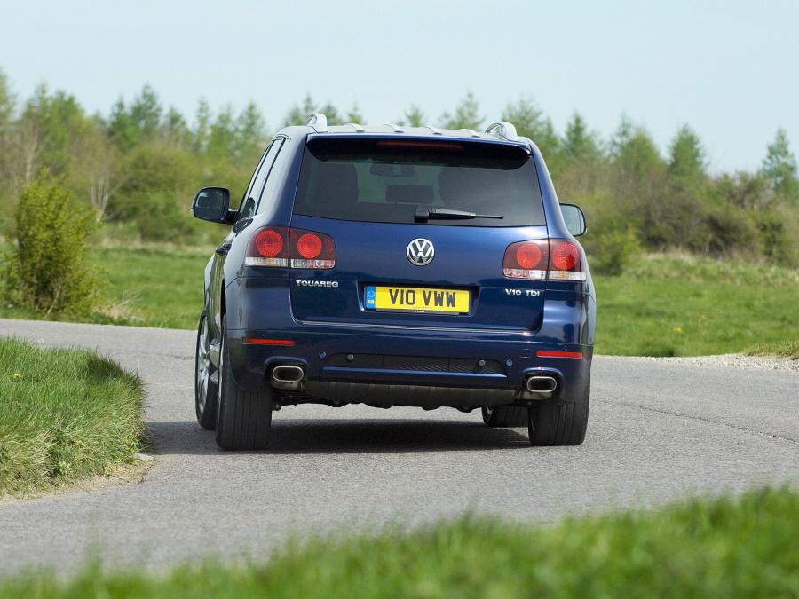  Volkswagen Touareg V10 TDi 2007 года  (UK) (фото 2 из 5)